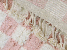 Load image into Gallery viewer, Handmade Moroccan Beni Ourain Checkered Rug 5x8 - A68, Rugs, The Wool Rugs, The Wool Rugs, 
