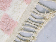 Load image into Gallery viewer, Handmade Moroccan Beni Ourain Checkered Rug 5x8 - A68, Rugs, The Wool Rugs, The Wool Rugs, 
