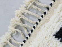 Load image into Gallery viewer, Handmade Moroccan  Rug 5x8 - A67, Rugs, The Wool Rugs, The Wool Rugs, 
