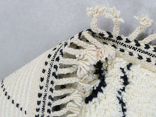 Load image into Gallery viewer, Handmade Moroccan  Rug 5x8 - A66, Rugs, The Wool Rugs, The Wool Rugs, 

