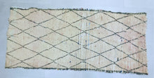 Load image into Gallery viewer, Moroccan carpet measuring 4.1 ft x 9.2 ft.
