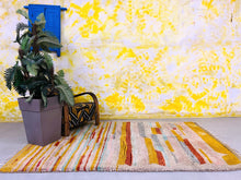 Load image into Gallery viewer, Unique yellow M&#39;rirt beni ourain rug 5x8 ft - G5519
