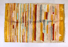 Load image into Gallery viewer, Unique yellow M&#39;rirt beni ourain rug 5x8 ft - G5519
