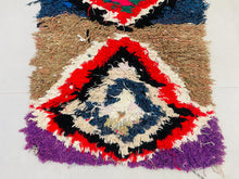 Load image into Gallery viewer, Artistic and sustainable Moroccan rug for modern and rustic decor.
