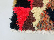 Load image into Gallery viewer, Boucherouite rug measuring 2.4x6 ft ideal for hallways or entryways.
