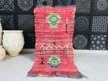 Load image into Gallery viewer, Vintage Moroccan Boucherouite Rug  3x5 ft - BN6
