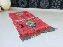 Load image into Gallery viewer, Vintage Moroccan Boucherouite Rug  3x5 ft - BN6
