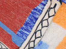 Load image into Gallery viewer, Eclectic wool rug with tribal influence for unique home styling.


