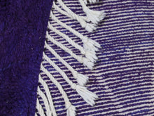 Load image into Gallery viewer, Deep colored boho rug for cozy living room or hallway styling.


