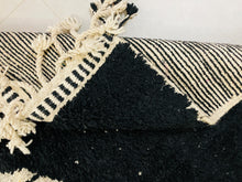 Load image into Gallery viewer, Black Beni ourain rug  - All wool berber rug
