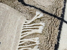 Load image into Gallery viewer, Modern Moroccan Wool Rug, Custom rugs, The Wool Rugs, The Wool Rugs, 