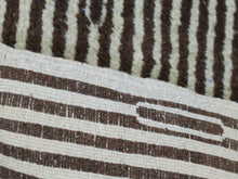 Load image into Gallery viewer, Vertical striped Moroccan area rug made from natural wool

