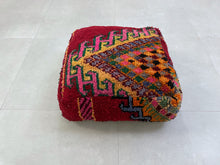 Load image into Gallery viewer, berber floor cushion, beni ourain pouf, moroccan poufs, boho pouf, ottoman pouf, moroccan kilim pouf, floor pouf, kilim pouf, floor cushion, meditation cushion, outdoor pouf, meditation pouf, moroccan pouf
