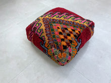 Load image into Gallery viewer, berber floor cushion, beni ourain pouf, moroccan poufs, boho pouf, ottoman pouf, moroccan kilim pouf, floor pouf, kilim pouf, floor cushion, meditation cushion, outdoor pouf, meditation pouf, moroccan pouf
