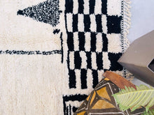 Load image into Gallery viewer, Morocco rug, Custom size rug, Handmade rug, Handmade rug, Custom rug, Moroccan rug, Custom area rug, Custom size rug, custom order, bohemian rug, Moroccan area rug, Beni ourain rug, Moroccan berber rug