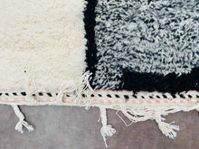 Load image into Gallery viewer, Beni ourain, moroccan custom rug, Custom rug, Custom size rug, Moroccan rug, custom design rugs, Wool rug, custom made, Wool rug, custom size rugs, moroccan solid rug, Moroccan rug, 