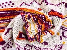 Load image into Gallery viewer, beni ourain rugs,   moroccan rugs,  morocco rugs,  rugs moroccan,  rugs wool,  wool for rugs,  area wool rug,  wool rugs, 

