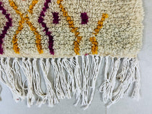 Load image into Gallery viewer, beni ourain rugs,   moroccan rugs,  morocco rugs,  rugs moroccan,  rugs wool,  wool for rugs,  area wool rug,  wool rugs, 
