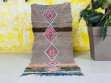 Load image into Gallery viewer, Boucherouite Rug,  vintage rug,  Berber Rug Vintage,  Morocco Rug,  Berber area rug,  Abstract rug,  Boho rug,  Unique rug,  Moroccan Rugs,  Antique rug,  Handmade rug,  runner rug, Authentic rug
