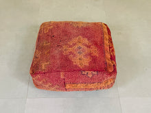 Load image into Gallery viewer, kilim pouf, berber pouf, moroccan pouf, wool pouf, 60x60x20 cm pouf
