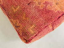 Load image into Gallery viewer, kilim pouf, berber pouf, moroccan pouf, wool pouf, 60x60x20 cm pouf
