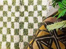 Load image into Gallery viewer, moroccan rug, berber rug, beni ourain rug, handmade rug, 3x4 ft rug
