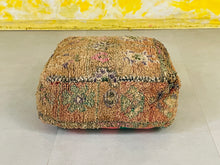 Load image into Gallery viewer, moroccan wool pouf, berber pouf, pouf , 60x60x20 cm pouf, kilim pouf, ottoman pouf
