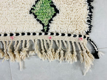 Load image into Gallery viewer, hand-woven rug, gifts for sister, soft wool rugs, modern tufted rug, handmade gift, 4x6 moroccan rugs, chunky runner, modern moroccan rug, boho decor, moroccan rug blue, berber design, outdoor rug, beni ouarain rug
