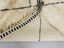 Load image into Gallery viewer, Authentic Berber Rug - beni ourain custom rug
