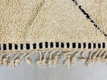 Load image into Gallery viewer, Authentic Berber Rug - beni ourain custom rug
