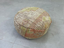 Load image into Gallery viewer, Round moroccan pouf cover - S8
