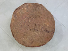 Load image into Gallery viewer, Round moroccan pouf cover - T18, Floor Cushions, The Wool Rugs, The Wool Rugs, 
