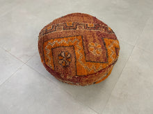 Load image into Gallery viewer, Round moroccan pouf cover - S44, Floor Cushions, The Wool Rugs, The Wool Rugs, 
