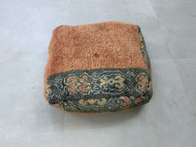 Load image into Gallery viewer, Moroccan floor pillow cover - U14
