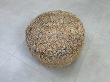 Load image into Gallery viewer, Round moroccan pouf cover - T41, Floor Cushions, The Wool Rugs, The Wool Rugs, 
