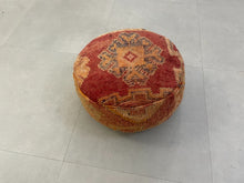 Load image into Gallery viewer, Round moroccan pouf cover - T8, Floor Cushions, The Wool Rugs, The Wool Rugs, 
