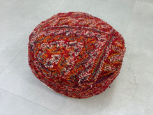 Load image into Gallery viewer, Round moroccan pouf cover - T66
