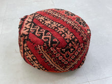Load image into Gallery viewer, Round moroccan pouf cover - S65
