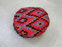 Load image into Gallery viewer, Round moroccan pouf cover - T2
