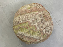 Load image into Gallery viewer, Round moroccan pouf cover - S8
