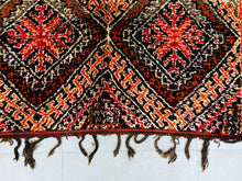 Load image into Gallery viewer, Vintage rug 6x12 - G5235
