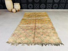 Load image into Gallery viewer, real vintage rug, Vintage Boujaad Rug, Area Rug, rugs for bedroom, rugs for living room, abstract rug, Authentic rug, rugs for living room, Handwoven rug, Morrocan vintage rug, washable rug, rug rugs, moroccan rug vintage
