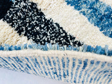 Load image into Gallery viewer, moroccan rug, 
beni ourain rug,
beni rugs, 
rug rugs, 
washable rug, 
the wool rug, 
custom rug, 
boho decor, 
home decor, 
free shipping, 
moroccan carpet, 
custm size rug 