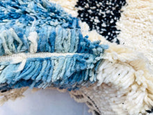 Load image into Gallery viewer, moroccan rug, 
beni ourain rug,
beni rugs, 
rug rugs, 
washable rug, 
the wool rug, 
custom rug, 
boho decor, 
home decor, 
free shipping, 
moroccan carpet, 
custm size rug 