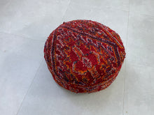 Load image into Gallery viewer, Round moroccan pouf cover - T22, Floor Cushions, The Wool Rugs, The Wool Rugs, 
