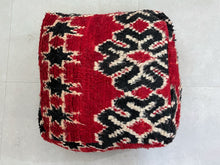 Load image into Gallery viewer, home decor, 
Kilim boho, 
Handwoven Textiles, 
Boho Pillow, 
Handwoven Pillow, 
Handmade flat woven, 
Decorative Pillow, 
Handmade Pillow, 
Decorative Cushion, 
Pillow Cover, 
Handmade Pillows, 
Kilim Pillow
