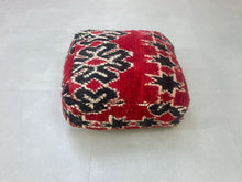 Load image into Gallery viewer, home decor, 
Kilim boho, 
Handwoven Textiles, 
Boho Pillow, 
Handwoven Pillow, 
Handmade flat woven, 
Decorative Pillow, 
Handmade Pillow, 
Decorative Cushion, 
Pillow Cover, 
Handmade Pillows, 
Kilim Pillow
