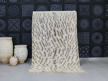 Load image into Gallery viewer, Moroccan Wool Rug 5x9 - A53, Rugs, The Wool Rugs, The Wool Rugs, 