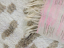 Load image into Gallery viewer, Moroccan Wool Rug 5x9 - A53, Rugs, The Wool Rugs, The Wool Rugs, 