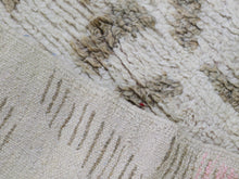 Load image into Gallery viewer, Moroccan Wool Rug 5x9 - A53, Rugs, The Wool Rugs, The Wool Rugs, 
